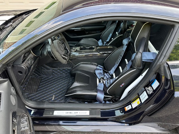 Used-2021-Ford-Mustang-Shelby-GT500-Carbon-Fiber-Track-Pack