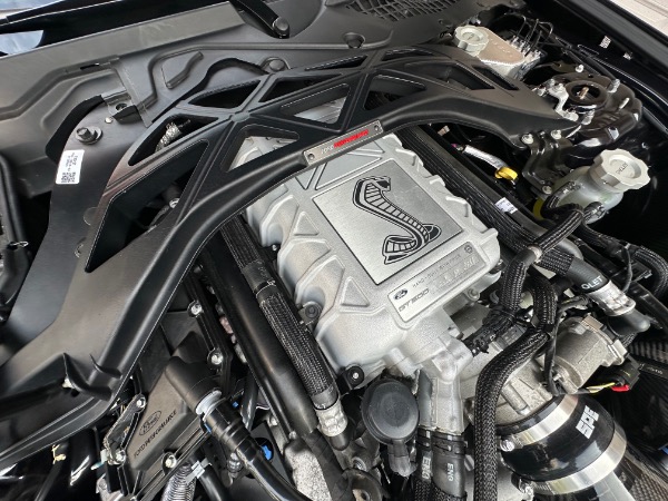 Used-2021-Ford-Mustang-Shelby-GT500-Carbon-Fiber-Track-Pack