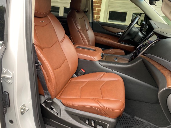 Used-2019-Cadillac-Escalade-ESV-Premium-Luxury