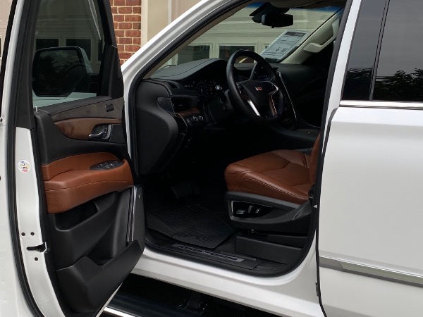 Used-2019-Cadillac-Escalade-ESV-Premium-Luxury