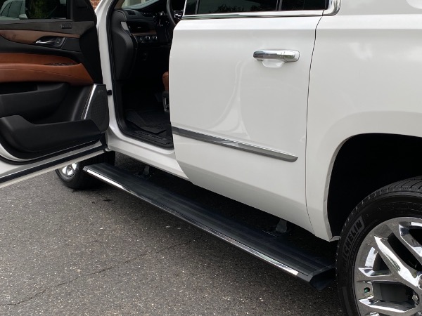 Used-2019-Cadillac-Escalade-ESV-Premium-Luxury
