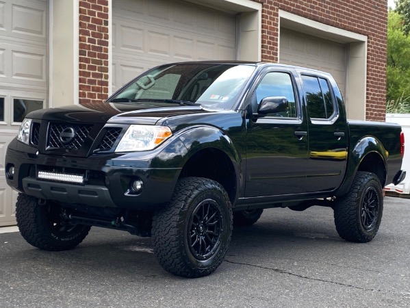 Used-2020-Nissan-Frontier-SV-Midnight