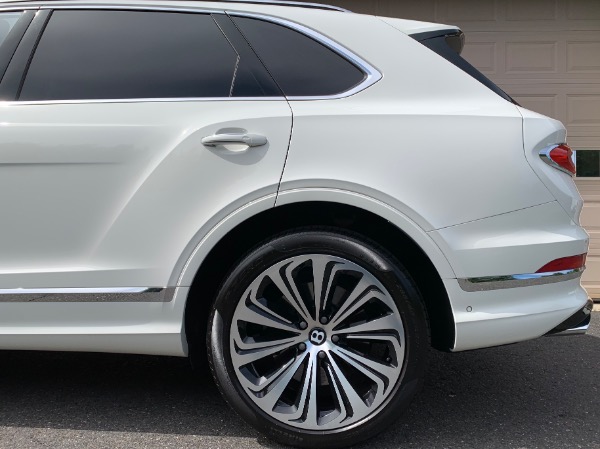 Used-2021-Bentley-Bentayga-V8