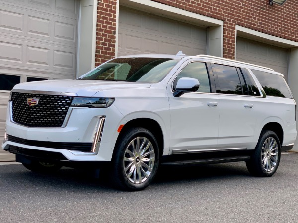 Used-2022-Cadillac-Escalade-ESV-Premium-Luxury