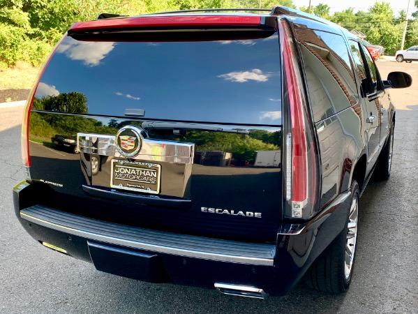 Used-2013-Cadillac-Escalade-ESV-Platinum-Edition