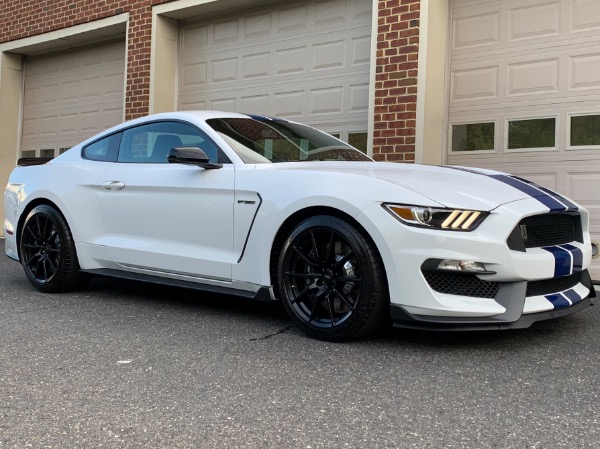 Used-2017-Ford-Mustang-Shelby-GT350