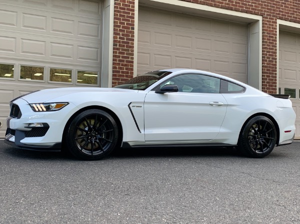 Used-2017-Ford-Mustang-Shelby-GT350