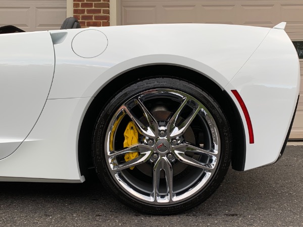 Used-2019-Chevrolet-Corvette-Stingray-Convertible