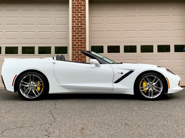 Used-2019-Chevrolet-Corvette-Stingray-Convertible