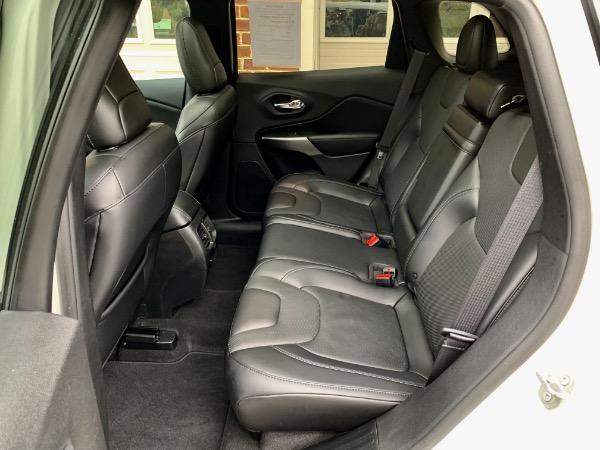 Used-2019-Jeep-Cherokee-High-Altitude