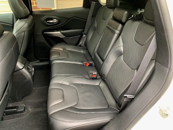 Used-2019-Jeep-Cherokee-High-Altitude