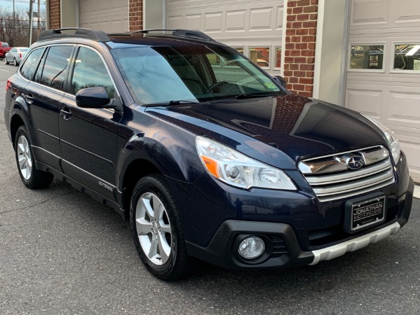 Used-2014-Subaru-Outback-25i-Limited-Moonroof