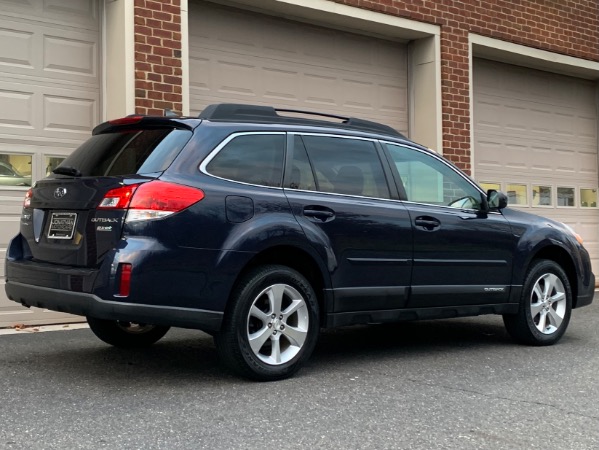 Used-2014-Subaru-Outback-25i-Limited-Moonroof