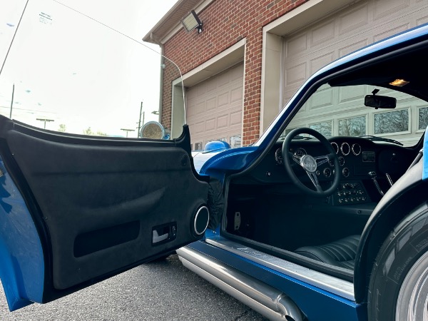 New-1964-Shelby-Daytona-Coupe