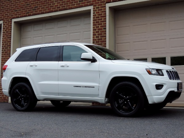 Used-2015-Jeep-Grand-Cherokee-Altitude