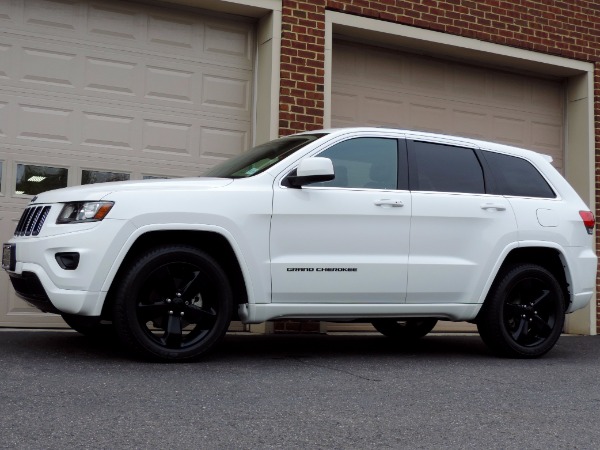 Used-2015-Jeep-Grand-Cherokee-Altitude