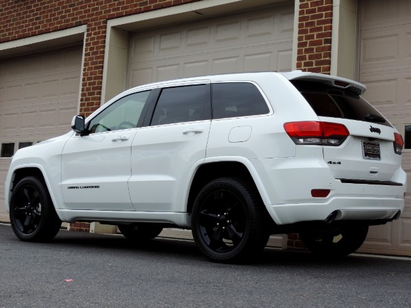 Used-2015-Jeep-Grand-Cherokee-Altitude