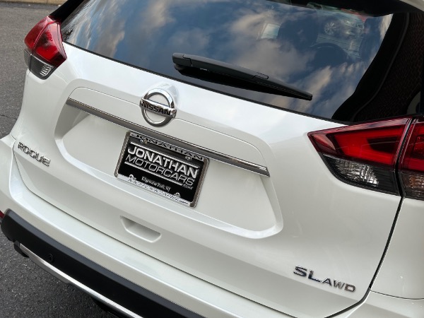 Used-2020-Nissan-Rogue-SL