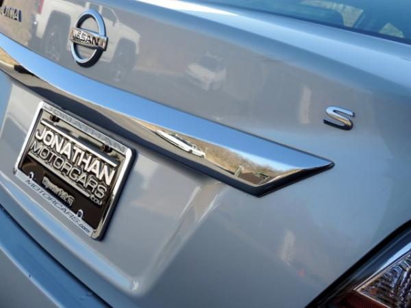 Used-2015-Nissan-Altima-25-S