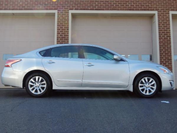 Used-2015-Nissan-Altima-25-S