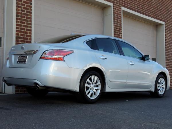 Used-2015-Nissan-Altima-25-S