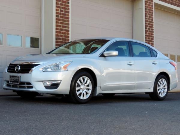 Used-2015-Nissan-Altima-25-S