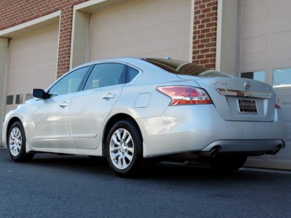 Used-2015-Nissan-Altima-25-S