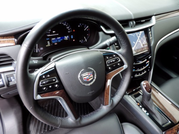 Used-2013-Cadillac-XTS-Luxury-Collection