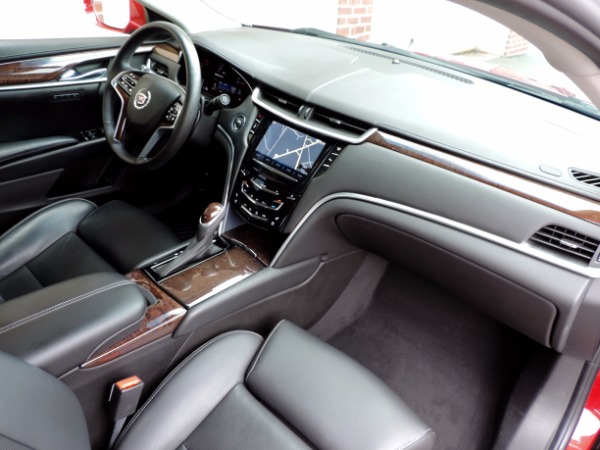 Used-2013-Cadillac-XTS-Luxury-Collection