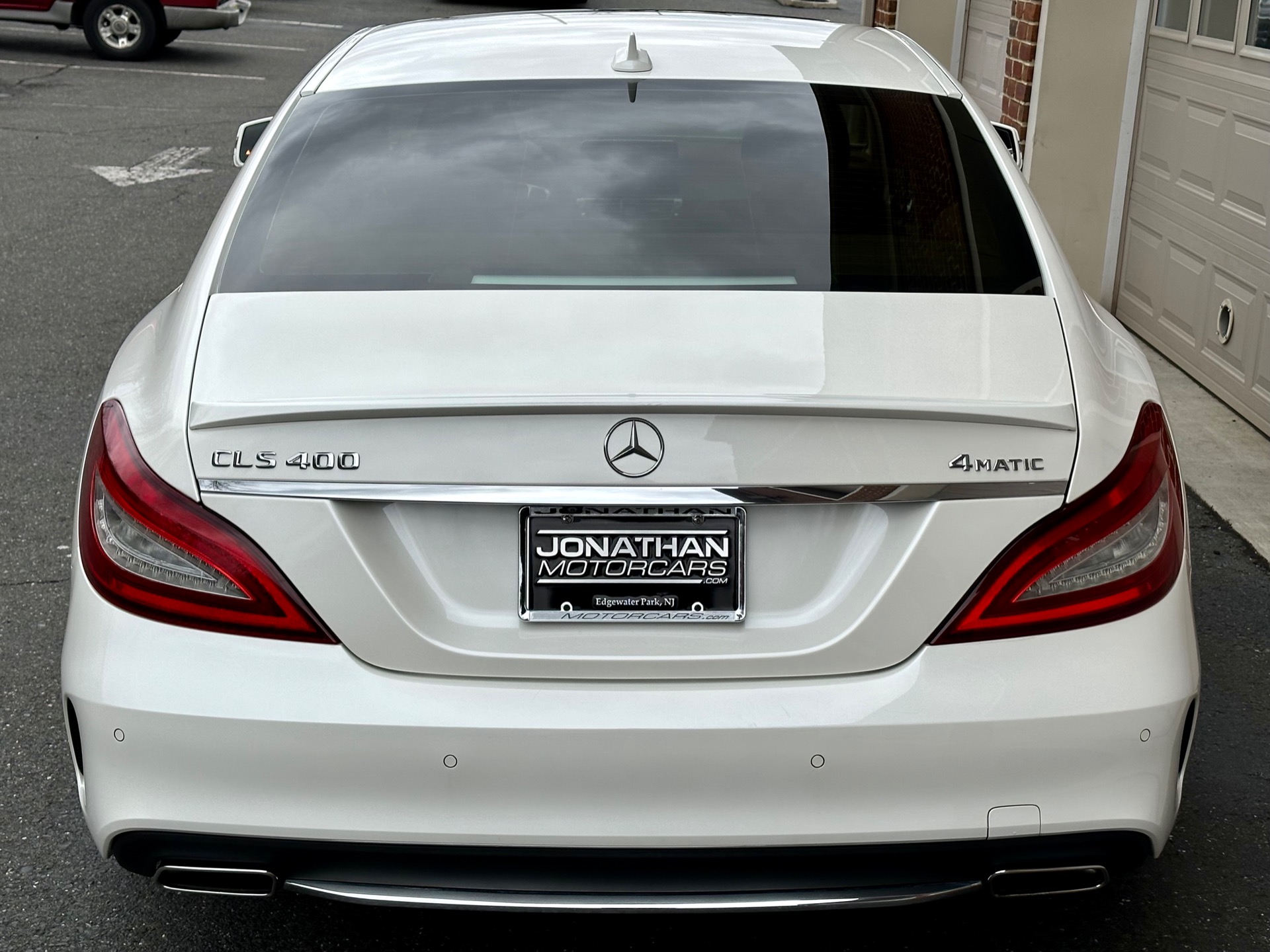 Used-2016-Mercedes-Benz-CLS-CLS-400-4MATIC