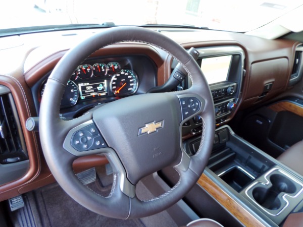 Used-2015-Chevrolet-Silverado-1500-High-Country