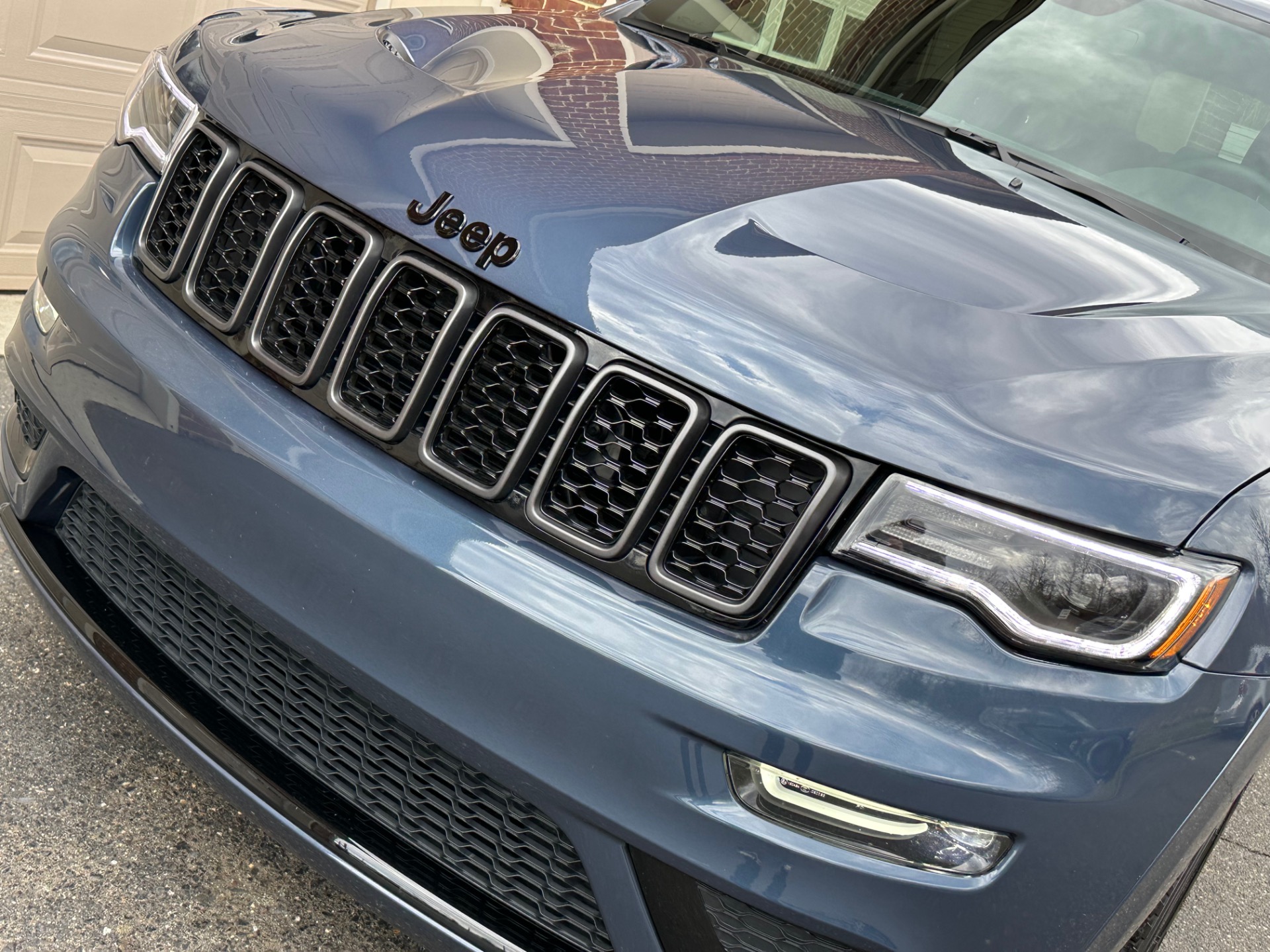 Used-2021-Jeep-Grand-Cherokee-Limited-X