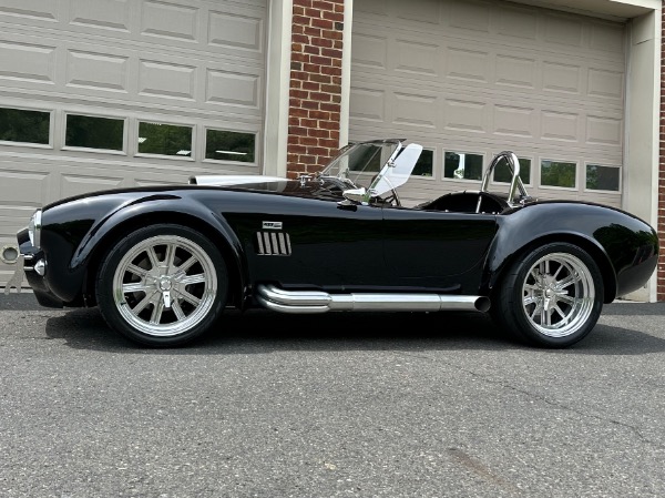 New-1965-Superformance-Cobra-427