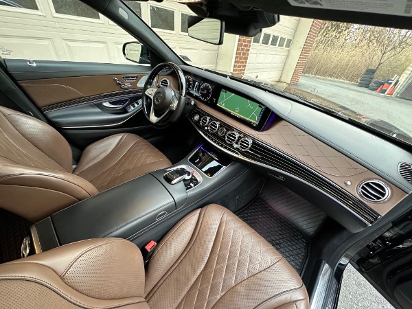 Used-2018-Mercedes-Benz-S-Class-S-560-4MATIC