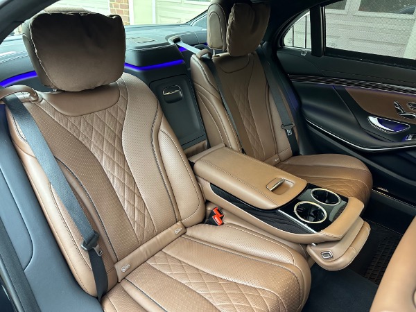 Used-2018-Mercedes-Benz-S-Class-S-560-4MATIC