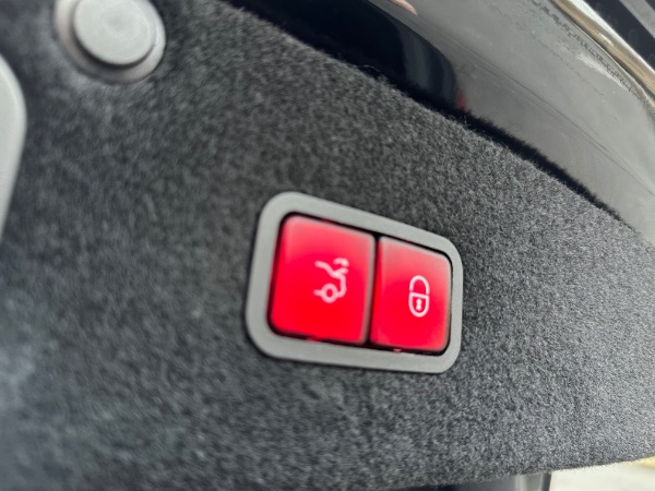Used-2018-Mercedes-Benz-S-Class-S-560-4MATIC