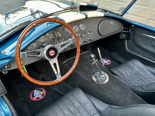 New-1965-Superformance-Cobra-427