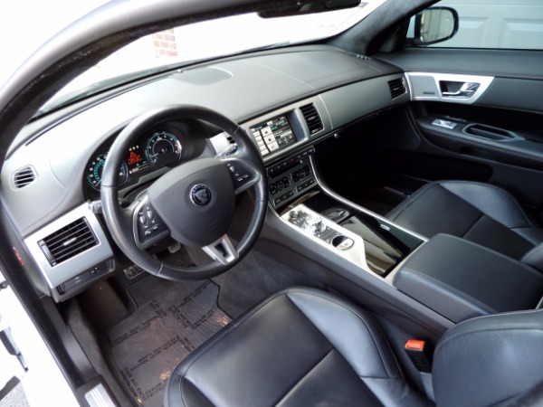 Used-2015-Jaguar-XF-30-Sport