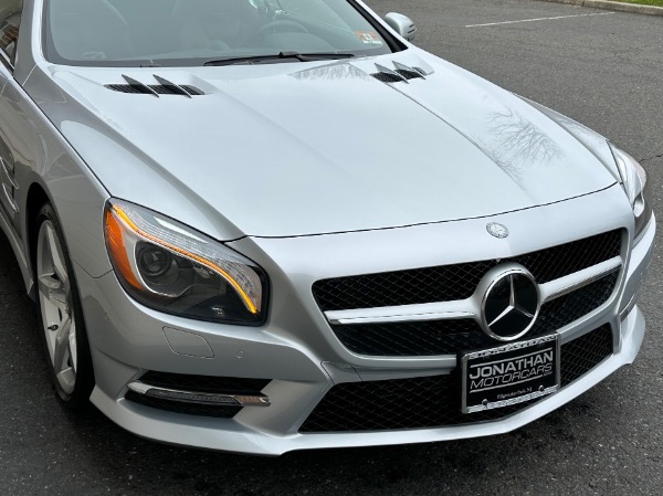 Used-2016-Mercedes-Benz-SL-Class-SL-550