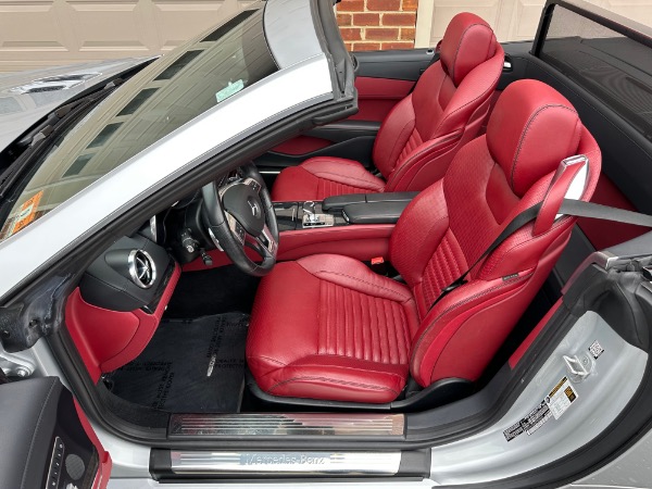 Used-2016-Mercedes-Benz-SL-Class-SL-550