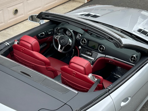 Used-2016-Mercedes-Benz-SL-Class-SL-550