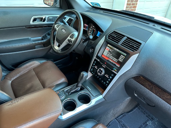 Used-2012-Ford-Explorer-Limited