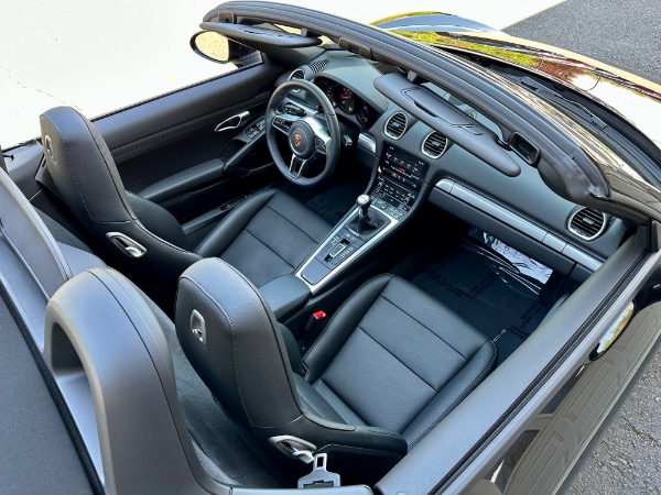 Used-2019-Porsche-718-Boxster-6-Speed-Manual-Shift