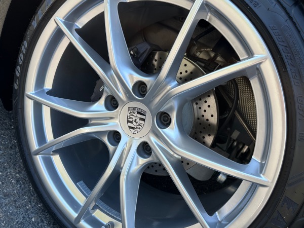 Used-2019-Porsche-718-Boxster-6-Speed-Manual-Shift
