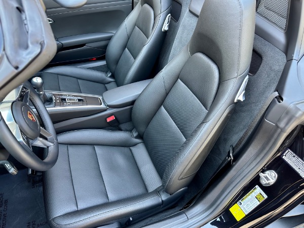 Used-2019-Porsche-718-Boxster-6-Speed-Manual-Shift