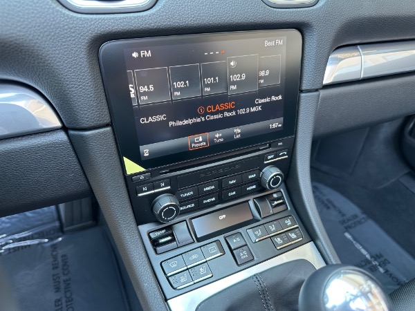 Used-2019-Porsche-718-Boxster-6-Speed-Manual-Shift