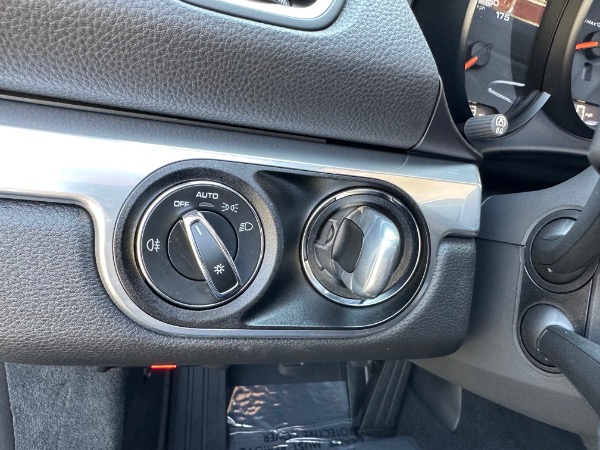 Used-2019-Porsche-718-Boxster-6-Speed-Manual-Shift
