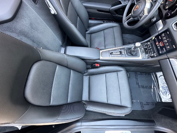 Used-2019-Porsche-718-Boxster-6-Speed-Manual-Shift