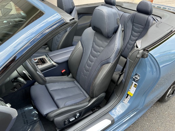 Used-2022-BMW-8-Series-840i-Convertible