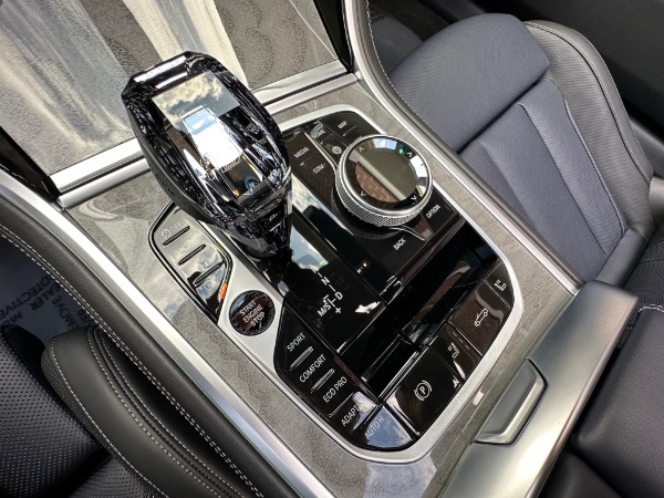 Used-2022-BMW-8-Series-840i-Convertible